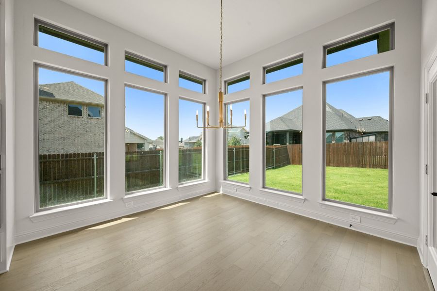 Spacious, unfurnished interior of a new home in Hayes Crossing, Midlothian (Image 22).