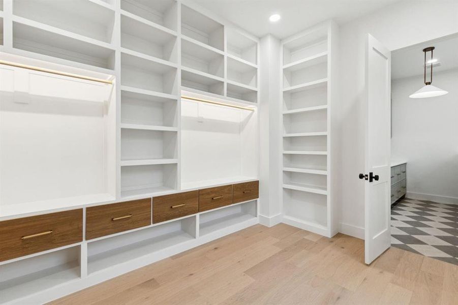 Furnished interior view inside a new home in , Dallas (Image 12).