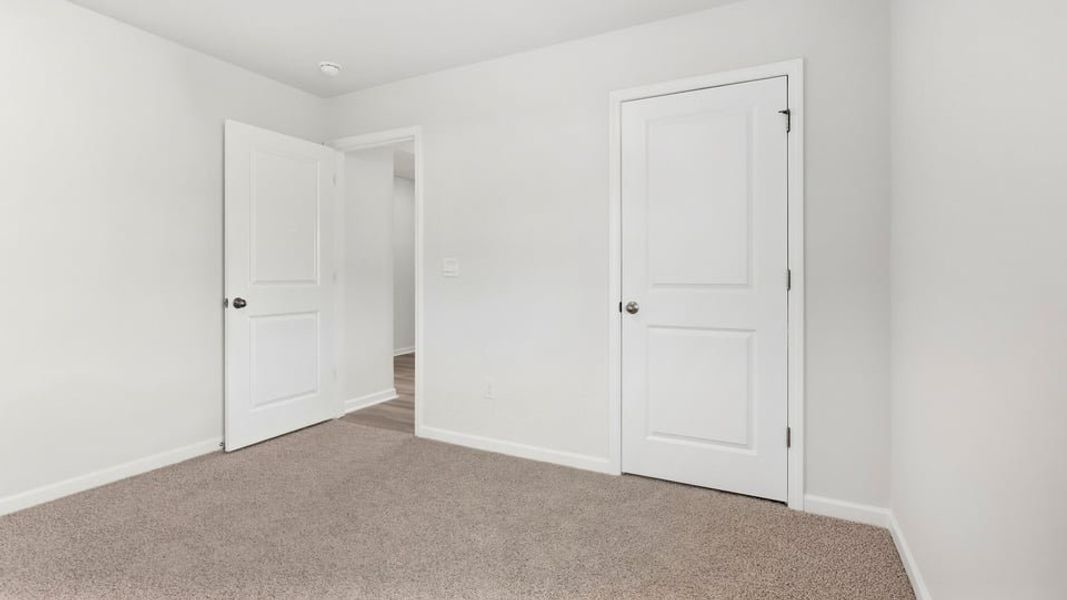 Spacious, unfurnished interior of a new home in Cascade Point, Seneca (Image 20).