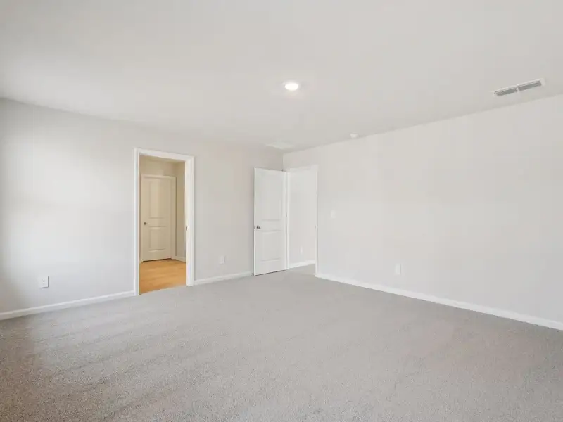 Spacious, unfurnished interior of a new home in Harmony Manor, Fairburn (Image 17).
