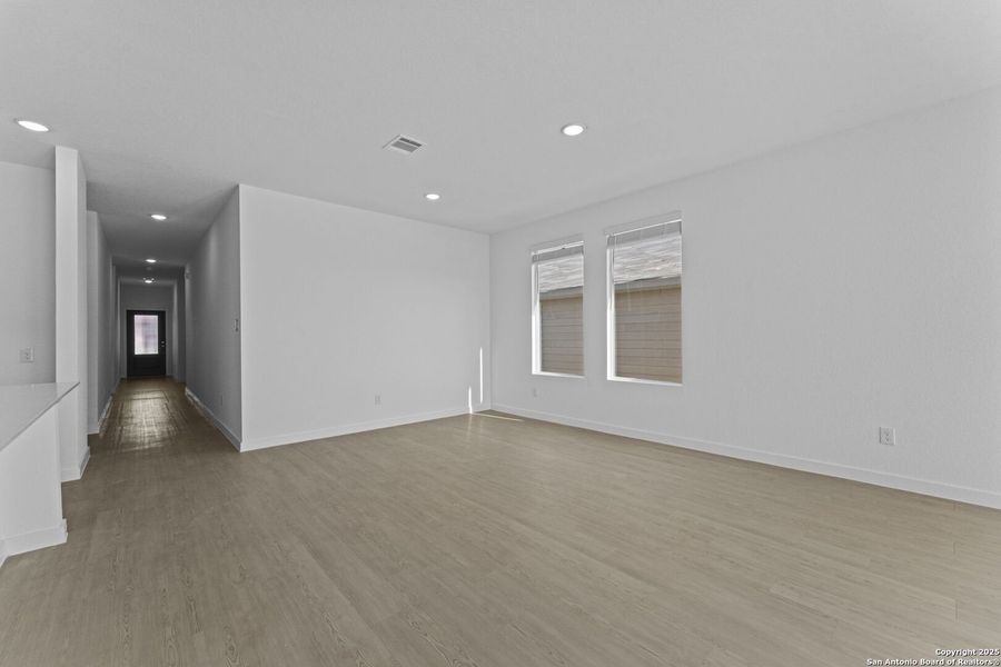 Spacious, unfurnished interior of a new home in , New Braunfels (Image 14).