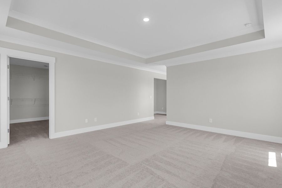 Spacious, unfurnished interior of a new home in , Summerville (Image 25).