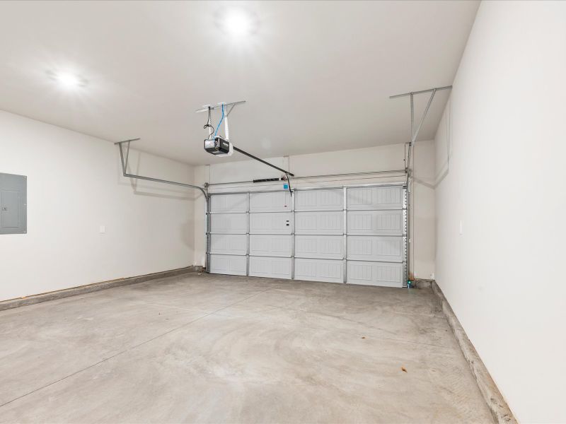 Welcome to the Chandler floorplan at Brayfield Manor - Signature Collection.