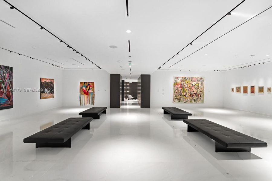 Community amenities in , Miami (Image 39).