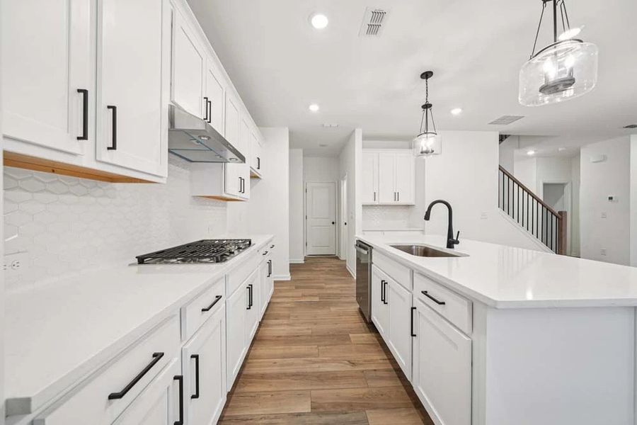 Sample Photo: Kitchen featuring Harmony Collection Finishes