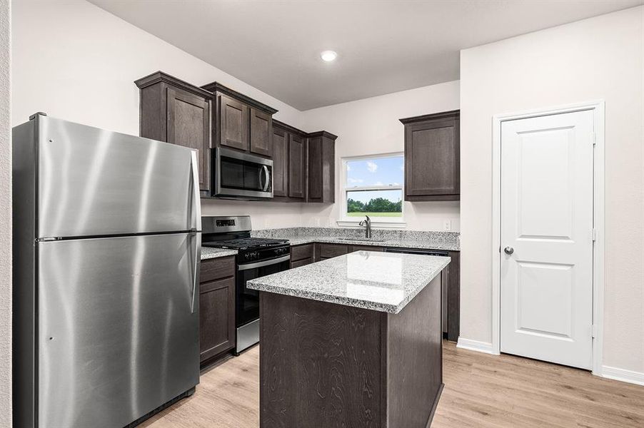 Furnished interior view inside a new home in Creekside Estates, Terrell (Image 3).