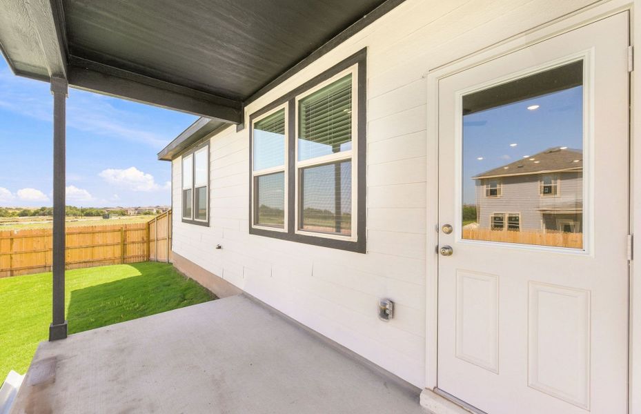 Exterior details and patio area of a home in Sonterra, Jarrell (Image 4).