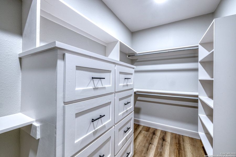 Image 40 of a home in .