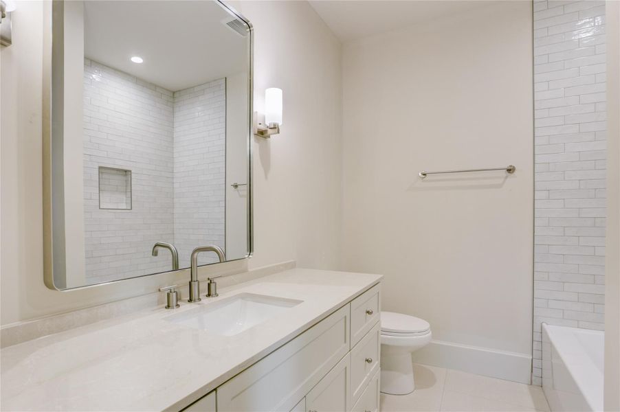 Furnished interior view inside a new home in , Houston (Image 7).