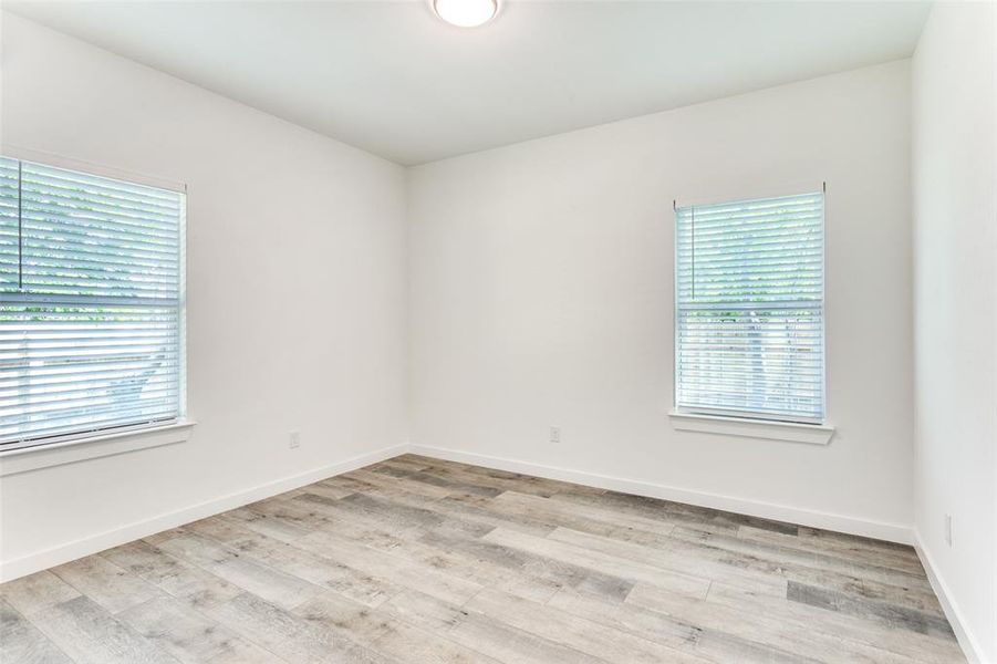 Spacious, unfurnished interior of a new home in , Fort Worth (Image 20).