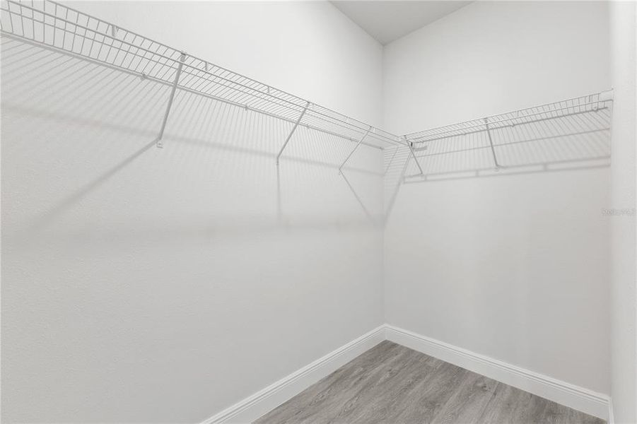 Spacious, unfurnished interior of a new home in , Ocala (Image 26).