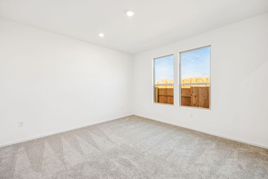 Spacious, unfurnished interior of a new home in Crosby Farms, Crosby (Image 15).