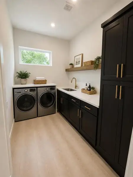 Furnished interior view inside a new home in , Willow Park (Image 8).