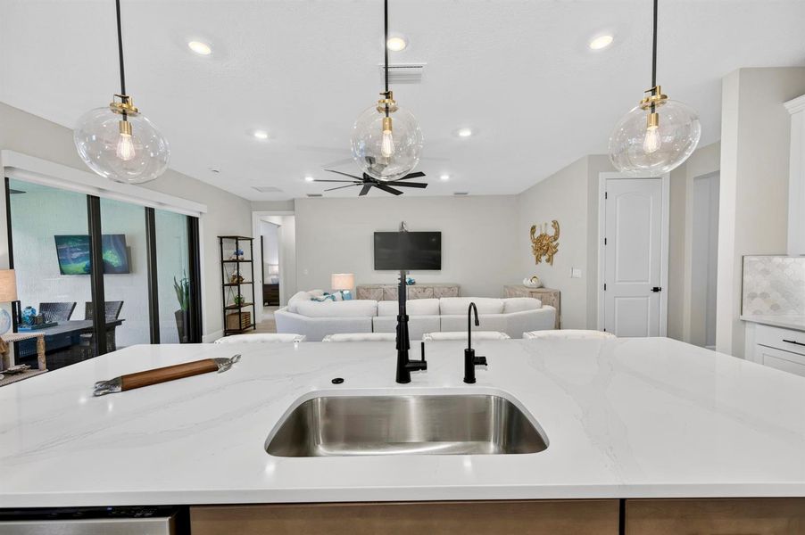 3862 222 Kitchen 3862 222 Kitchen