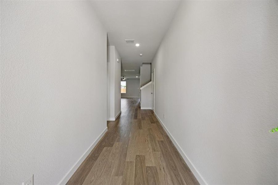 Image 32 of a home in Stratton Place.