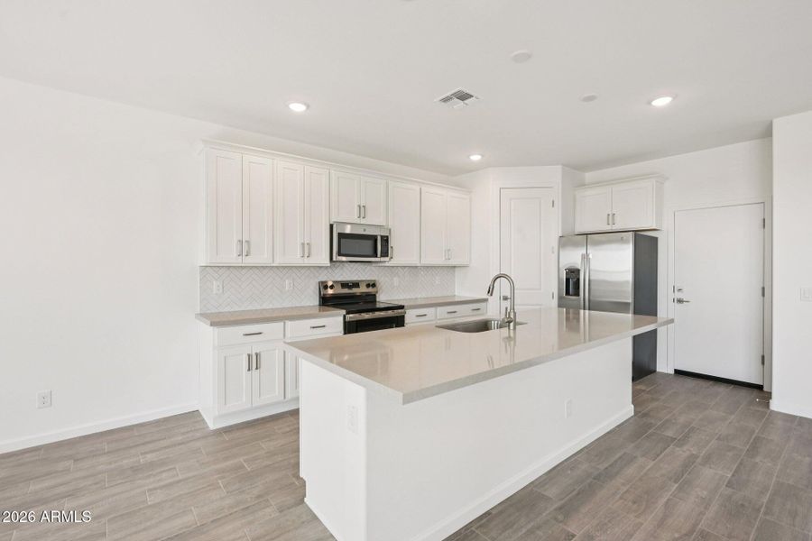 10-web-or-mls-W Camino de Oro-S1103-010