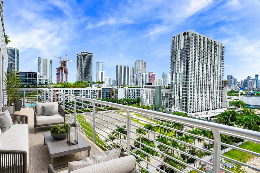 Condo located in Miami, FL showcasing its design and architecture (Image 1). Condo located in Miami, FL showcasing its design and architecture (Image 1).