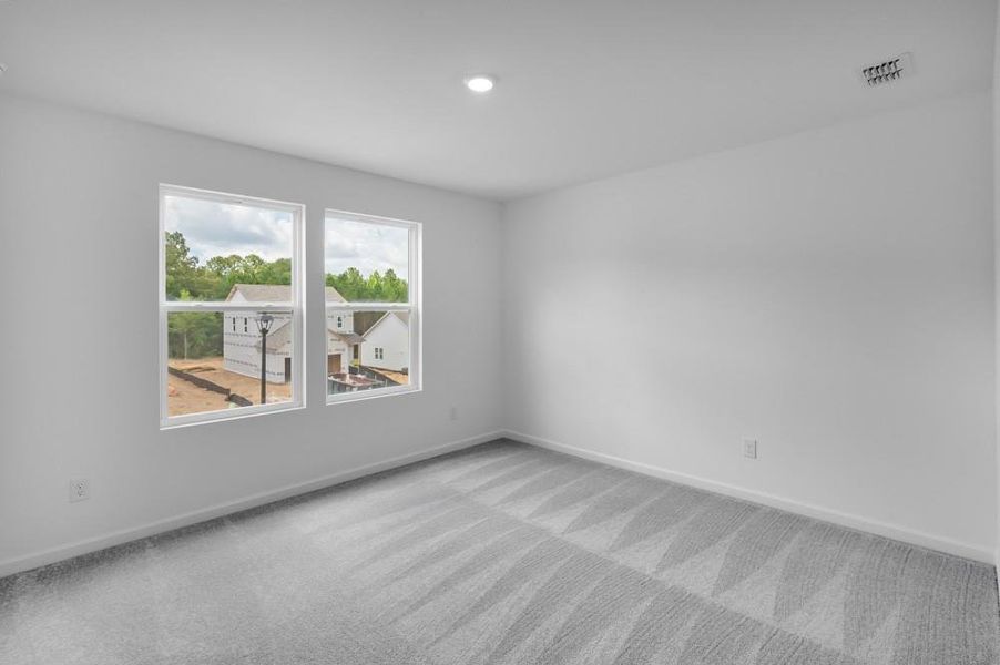 Image 13 of a home in Heritage River.