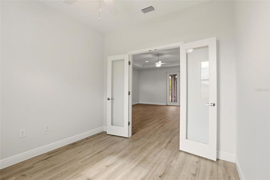 Spacious, unfurnished interior of a new home in , North Port (Image 15).