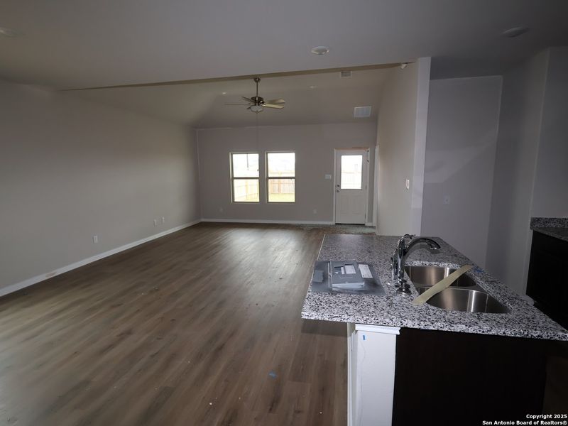 Image 37 of a home in Agave.