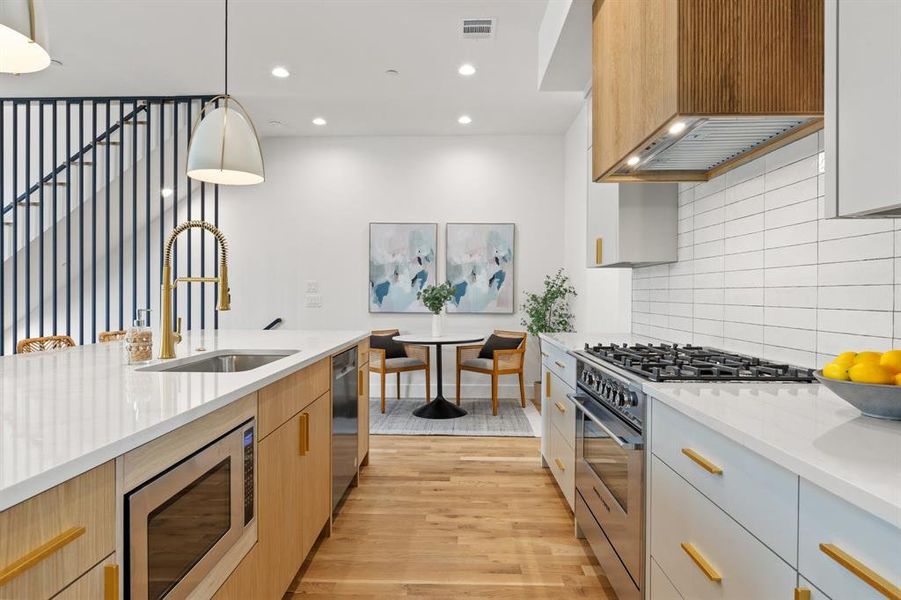 Furnished interior view inside a new home in , Dallas (Image 21). Furnished interior view inside a new home in , Dallas (Image 21).