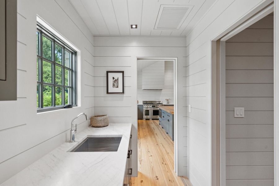 Exterior details and patio area of a home in , Mount Pleasant (Image 28).