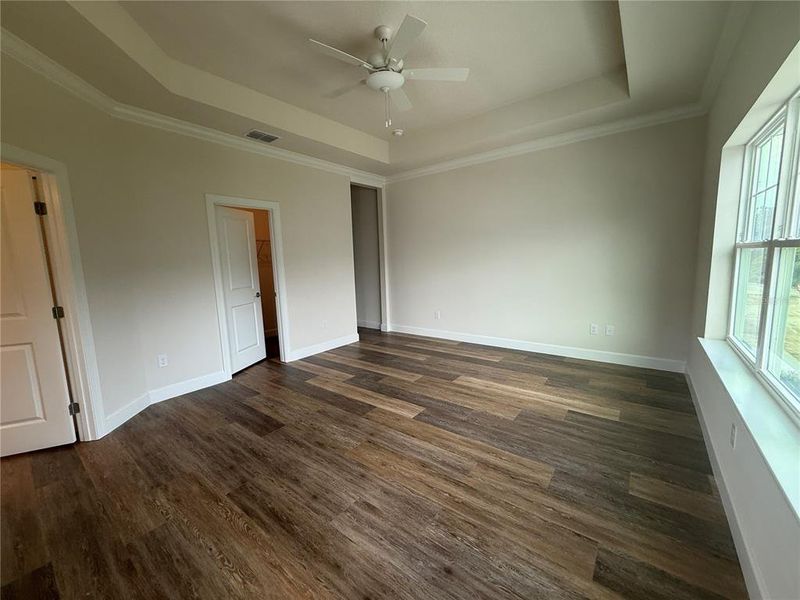 Spacious, unfurnished interior of a new home in , Tampa (Image 20).