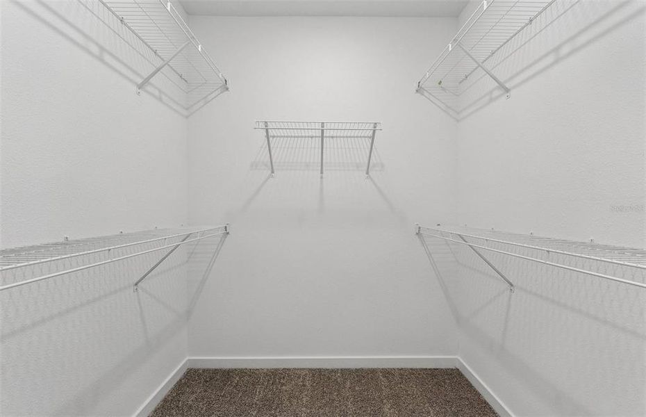 Spacious, unfurnished interior of a new home in Oakfield Trails, Parrish (Image 12).