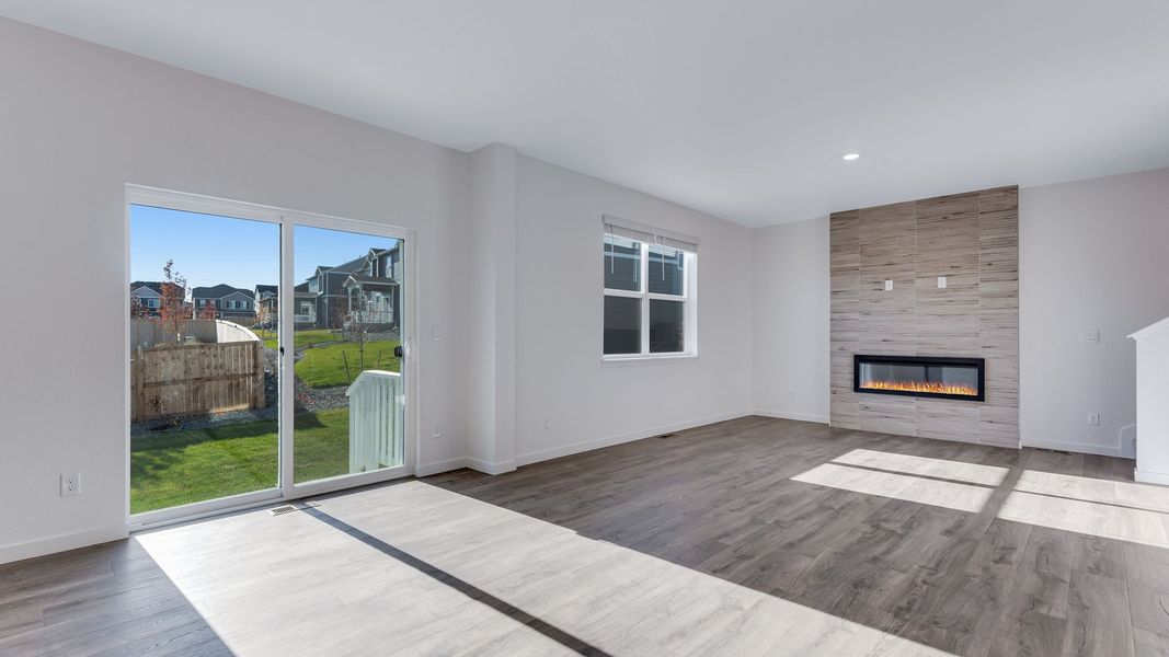 Spacious, unfurnished interior of a new home in Trails at Crowfoot, Parker (Image 12).