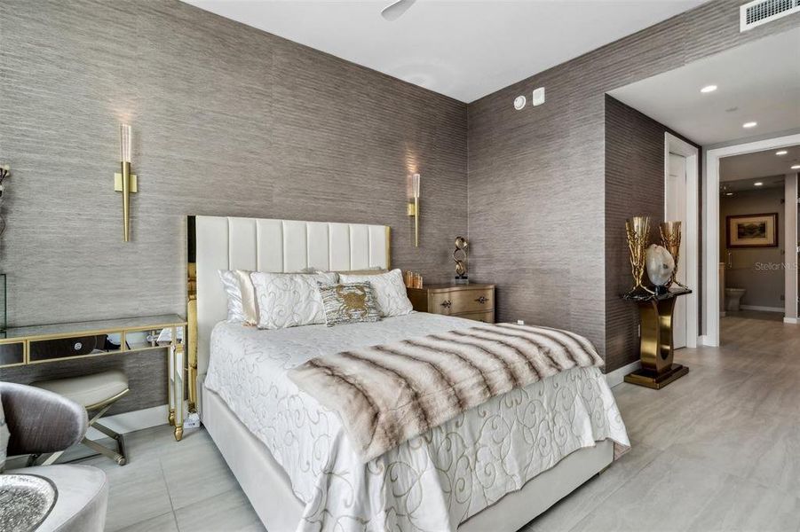 Furnished interior view inside a new home in , Sarasota (Image 19).