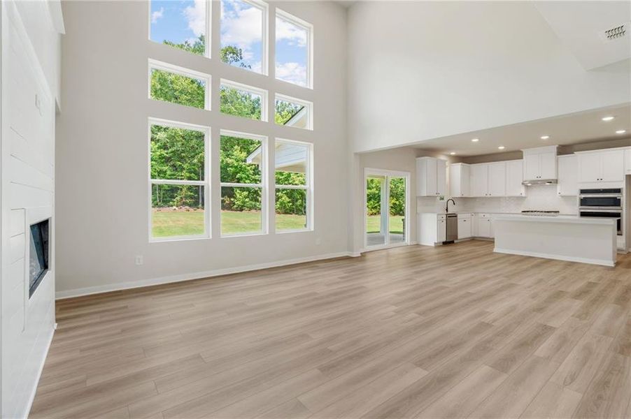 Spacious, unfurnished interior of a new home in Windsong Estates, McDonough (Image 21).