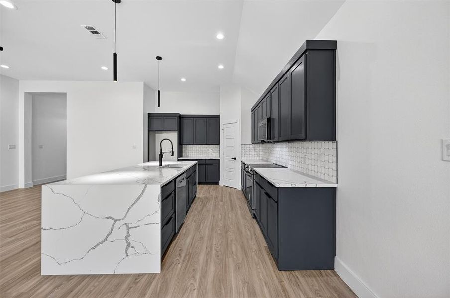 Furnished interior view inside a new home in , Grand Prairie (Image 12).