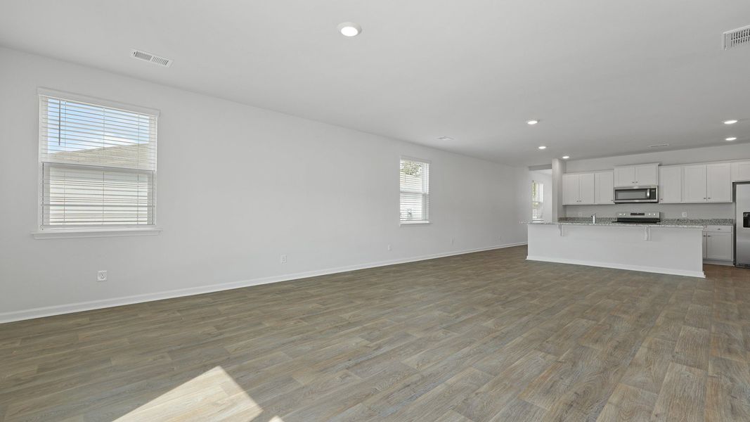 Spacious, unfurnished interior of a new home in Hunter's Branch, Hopkins (Image 20).