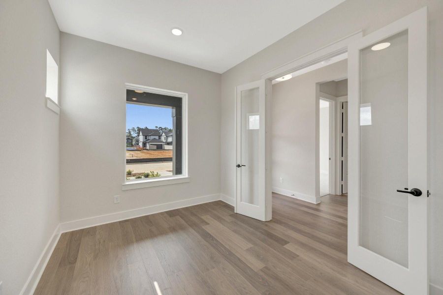 Spacious, unfurnished interior of a new home in Two Step Farm - Landmark Row Collection, Montgomery (Image 15). Spacious, unfurnished interior of a new home in Two Step Farm - Landmark Row Collection, Montgomery (Image 15).