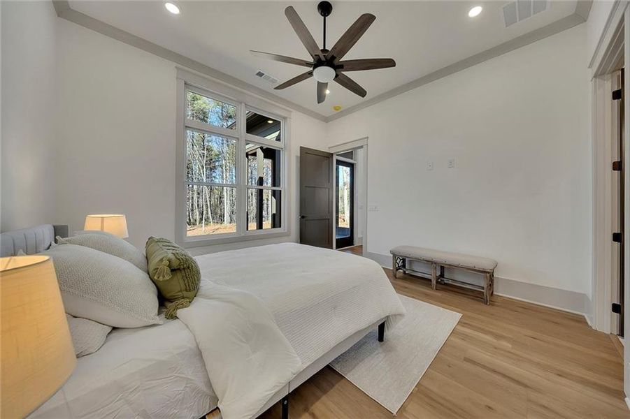 Furnished interior view inside a new home in , Jasper (Image 15).