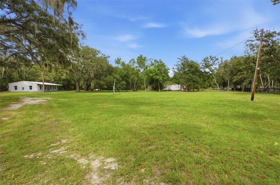 Natural landscape and outdoor views near in Orlando (Image 27). Natural landscape and outdoor views near in Orlando (Image 27).
