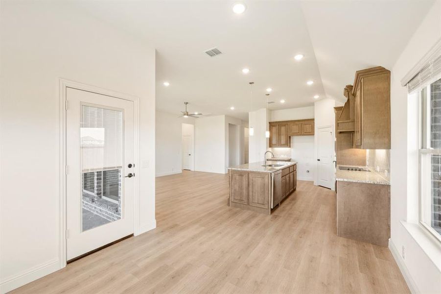 Furnished interior view inside a new home in El Dorado, Granbury (Image 10). Furnished interior view inside a new home in El Dorado, Granbury (Image 10).