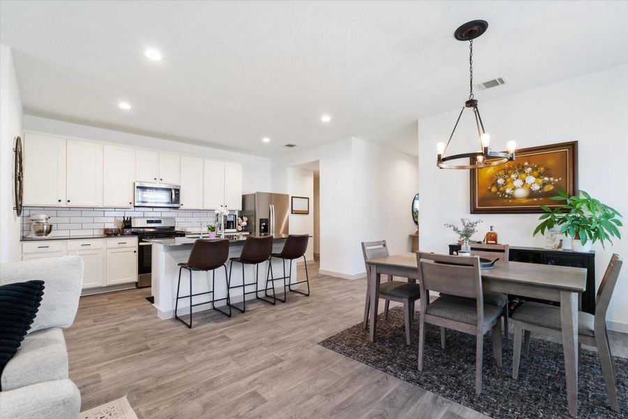 Image 17 of a home in Raintree. Image 17 of a home in Raintree.