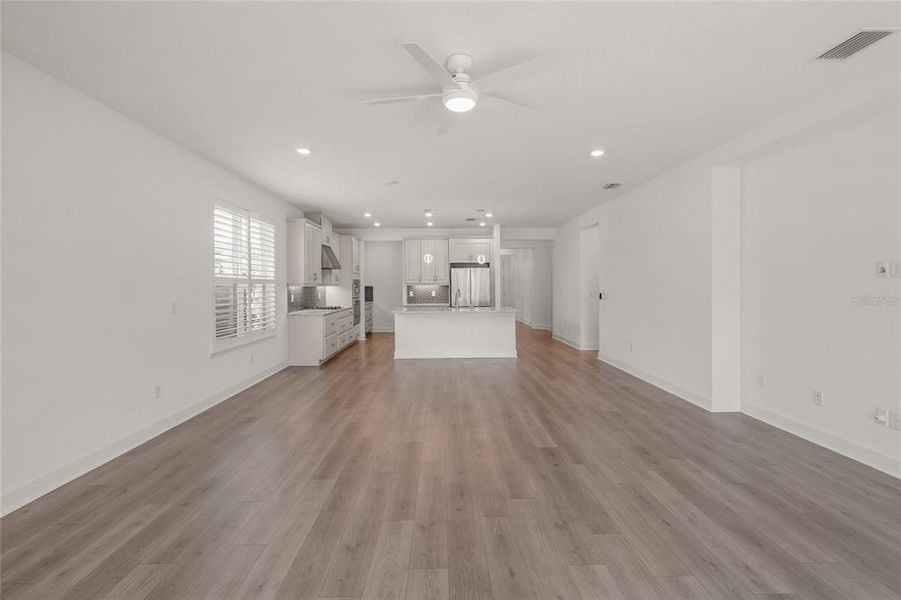 Spacious, unfurnished interior of a new home in , Bradenton (Image 34). Spacious, unfurnished interior of a new home in , Bradenton (Image 34).