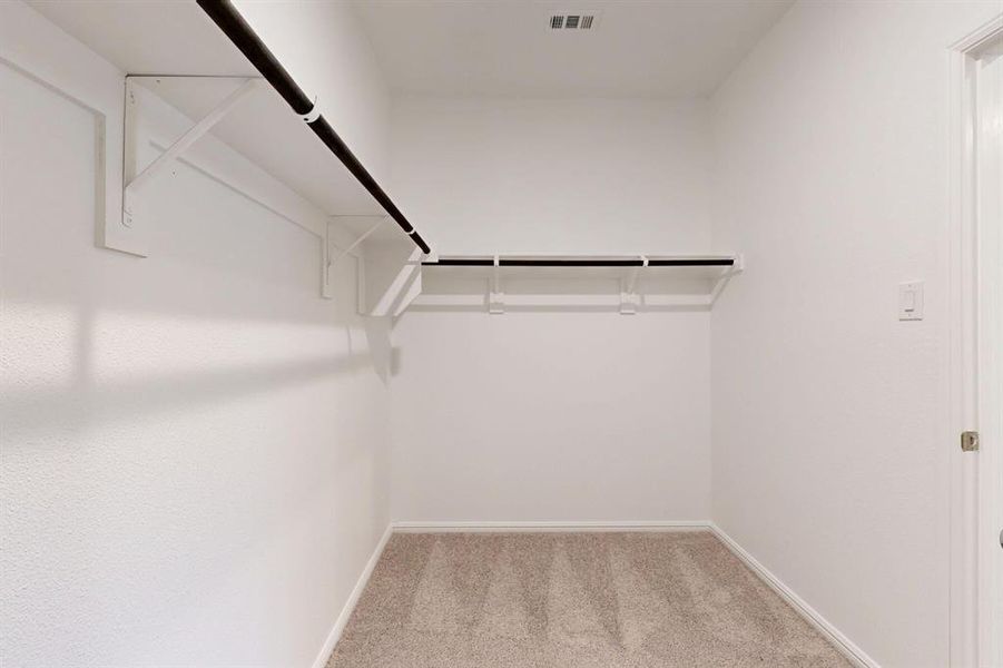 Spacious, unfurnished interior of a new home in Mobberly Farms, Pilot Point (Image 31).