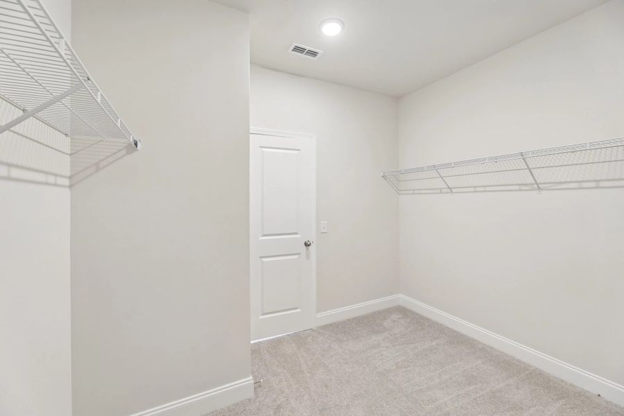 Spacious, unfurnished interior of a new home in Cades Bluff, Lebanon (Image 25). Spacious, unfurnished interior of a new home in Cades Bluff, Lebanon (Image 25).