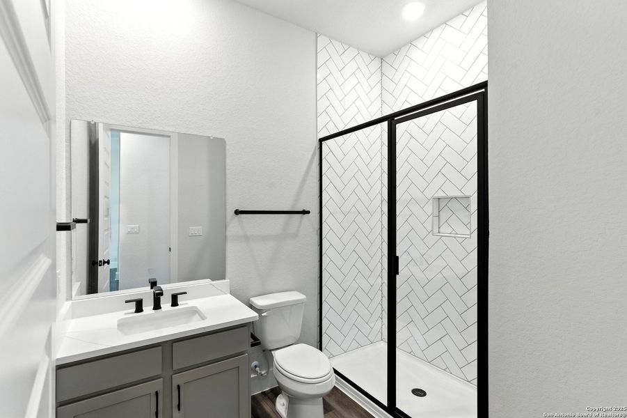 Furnished interior view inside a new home in Weltner Farms 60’s, New Braunfels (Image 5). Furnished interior view inside a new home in Weltner Farms 60’s, New Braunfels (Image 5).