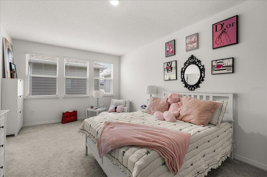 Furnished interior view inside a new home in , Winter Garden (Image 7).