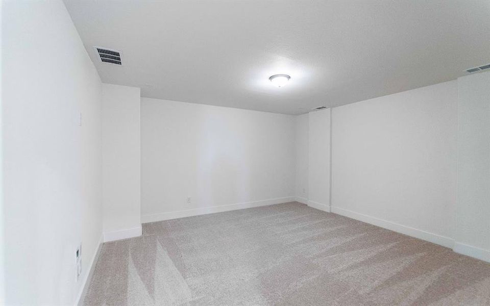 Spacious, unfurnished interior of a new home in La Terra, Celina (Image 15). Spacious, unfurnished interior of a new home in La Terra, Celina (Image 15).