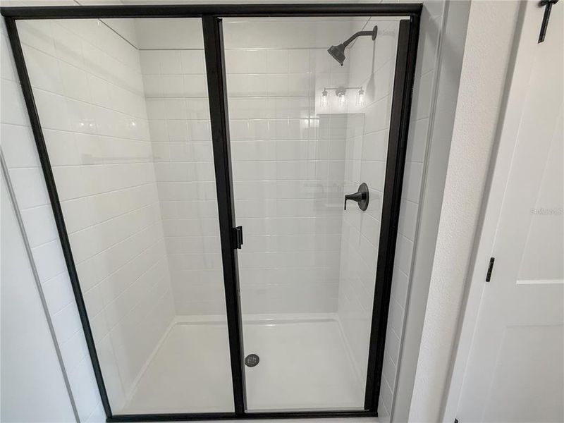 Close-up of interior finishes inside a home in Arbor Park, Leesburg (Image 6).