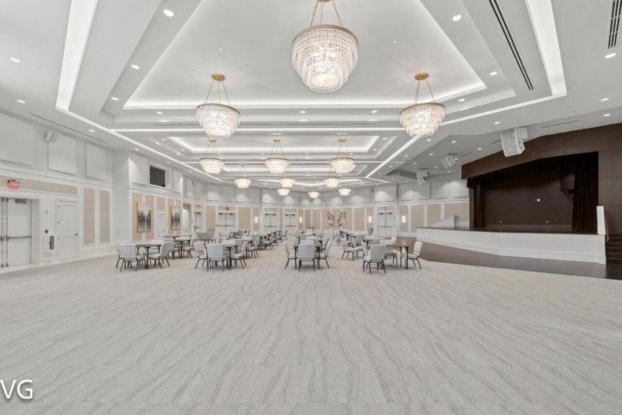 Valencia Grand Valencia Grand