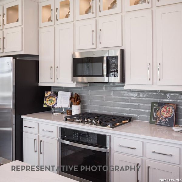 Furnished interior view inside a new home in Sunflower Ridge, New Braunfels (Image 25).