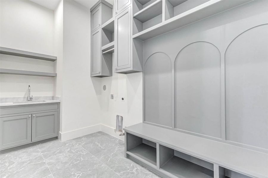 Spacious, unfurnished interior of a new home in , Houston (Image 38). Spacious, unfurnished interior of a new home in , Houston (Image 38).