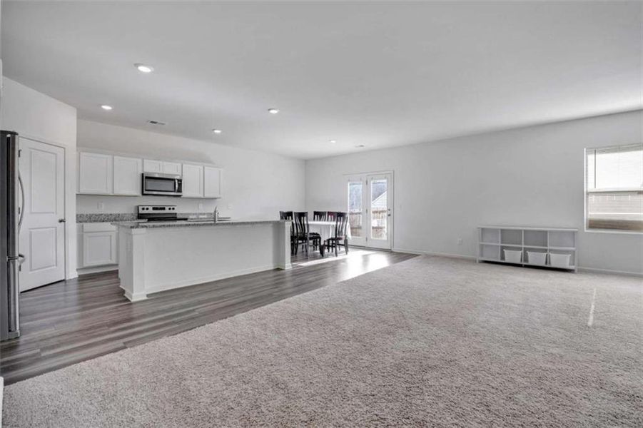 Image 34 of a home in .