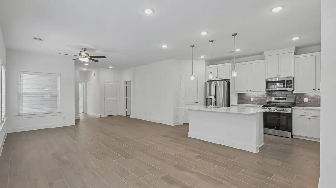 Image 24 of a home in Meridiana Townhomes.